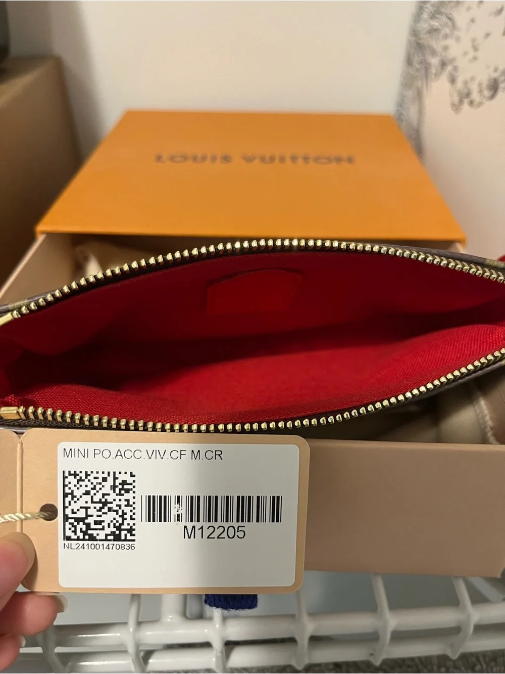Louis Vuitton Limited Xmas 2025 edition Vivienne Pochette - Picture 7 of 7